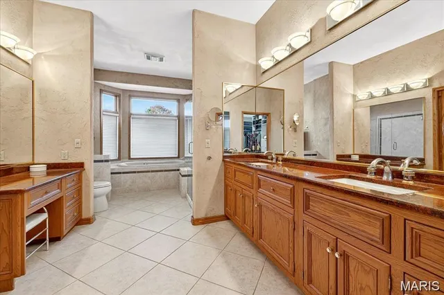 $725,000 | 1504 Gedern Drive, Columbia, IL 62236