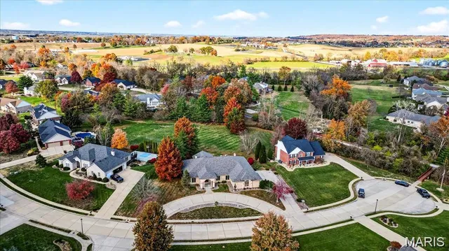 $725,000 | 1504 Gedern Drive, Columbia, IL 62236