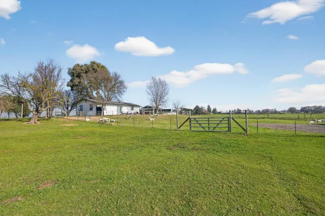 $1,125,000 | 11490 Arno Road, Galt, CA 95632