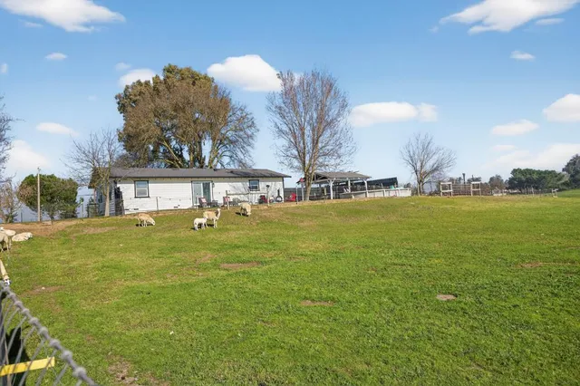 $1,125,000 | 11490 Arno Road, Galt, CA 95632