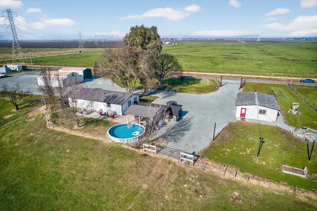$1,125,000 | 11490 Arno Road, Galt, CA 95632