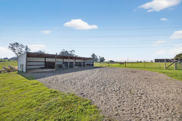 $1,125,000 | 11490 Arno Road, Galt, CA 95632