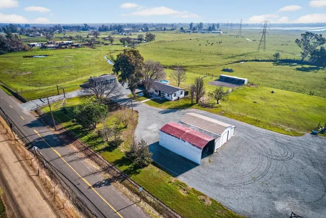 $1,125,000 | 11490 Arno Road, Galt, CA 95632