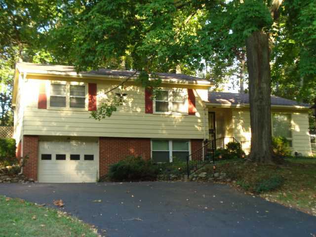 1853 Winding Trail Springfield, OH 45503 - Photo 3 of 22