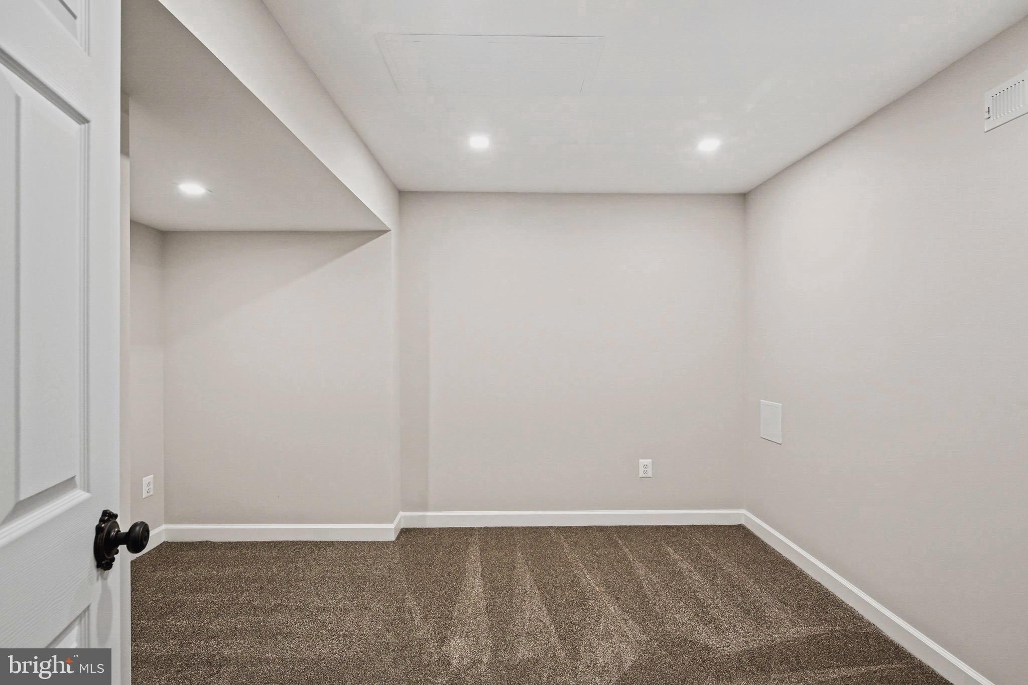 301 Longbow Road Mount Airy, MD 21771 - Photo 36 of 63 Office Space