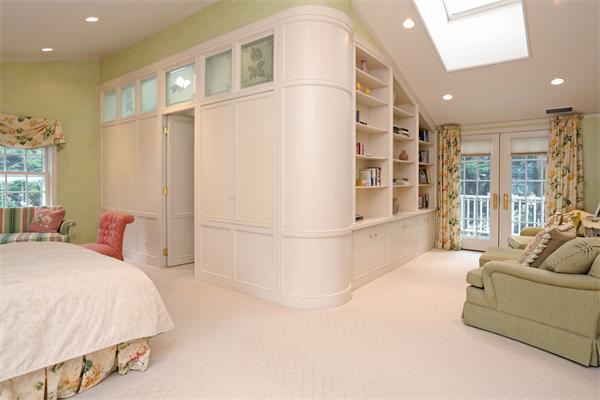 47 Northgate Road Wellesley, MA 02481 - Photo 7 of 9