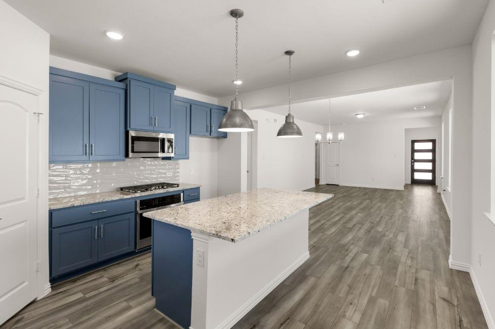 1405 Grove Pond Road Forney, TX 75126 - Photo 19 of 33 19. 1405 Grove Pond - Kitchen (4)