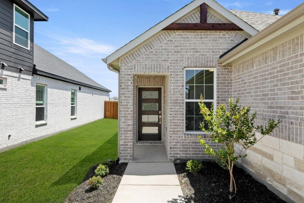 1405 Grove Pond Road Forney, TX 75126 - Photo 5 of 33 05. 1405 Grove Pond - Ext. Entry