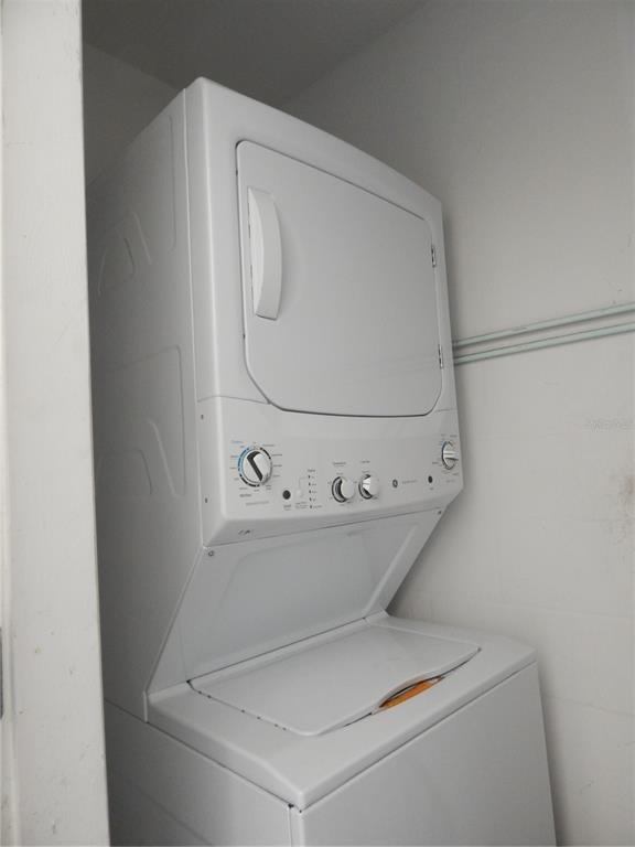5306 Santa Rosa Court, Unit 342 Tampa, FL 33609 - Photo 26 of 38 a close up view of washer and dryer