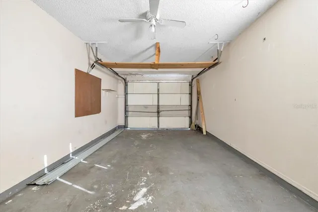 a view of a garage