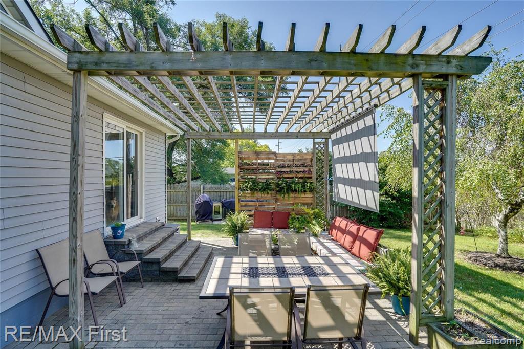 570 Curzon Road Rochester Hills, MI 48307 - Photo 6 of 20