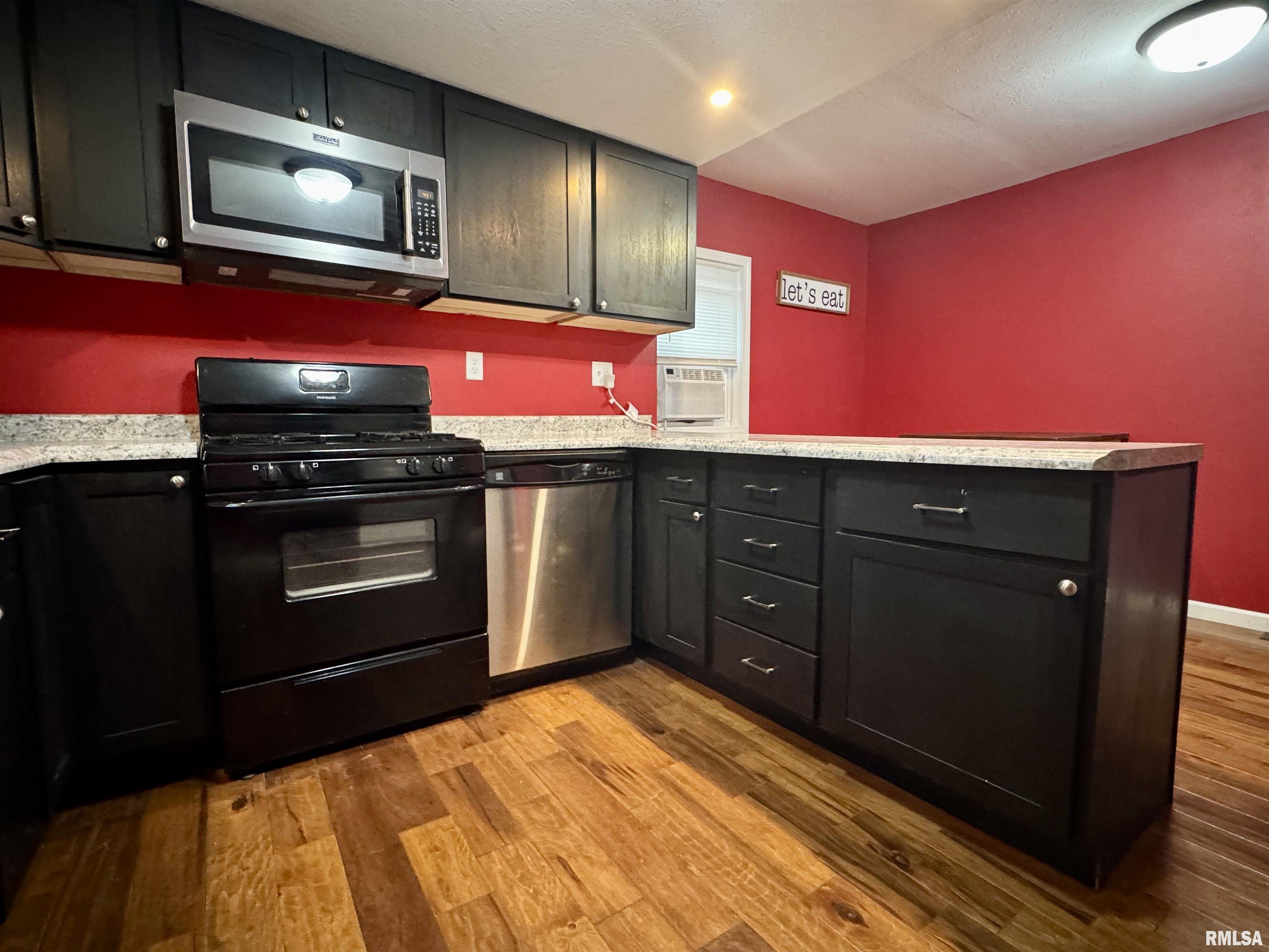 460 Cole Street Bushnell, IL 61422 - Photo 13 of 26