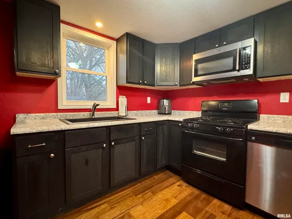 $74,000 | 460 Cole Street, Bushnell, IL 61422