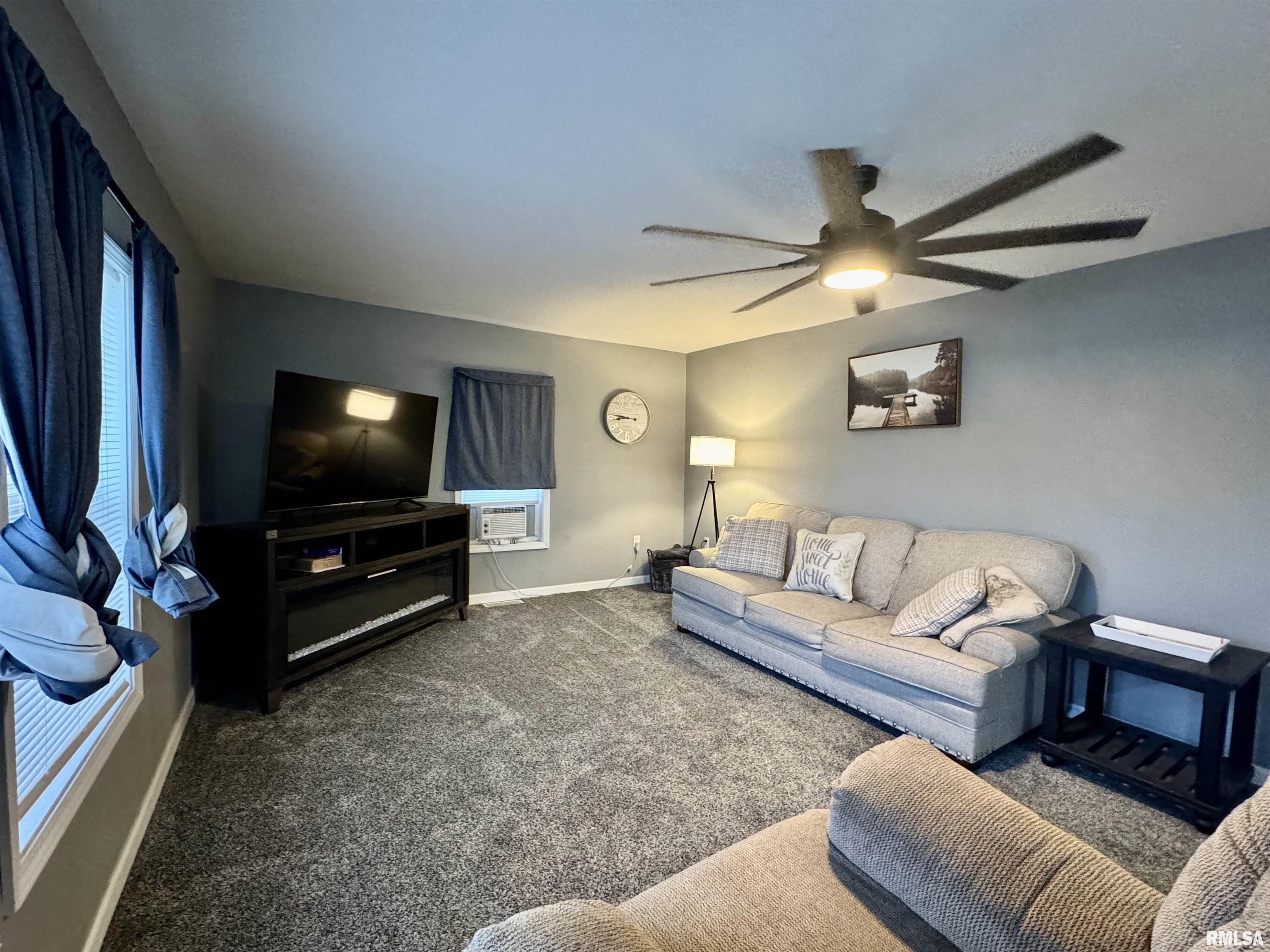 460 Cole Street Bushnell, IL 61422 - Photo 7 of 26