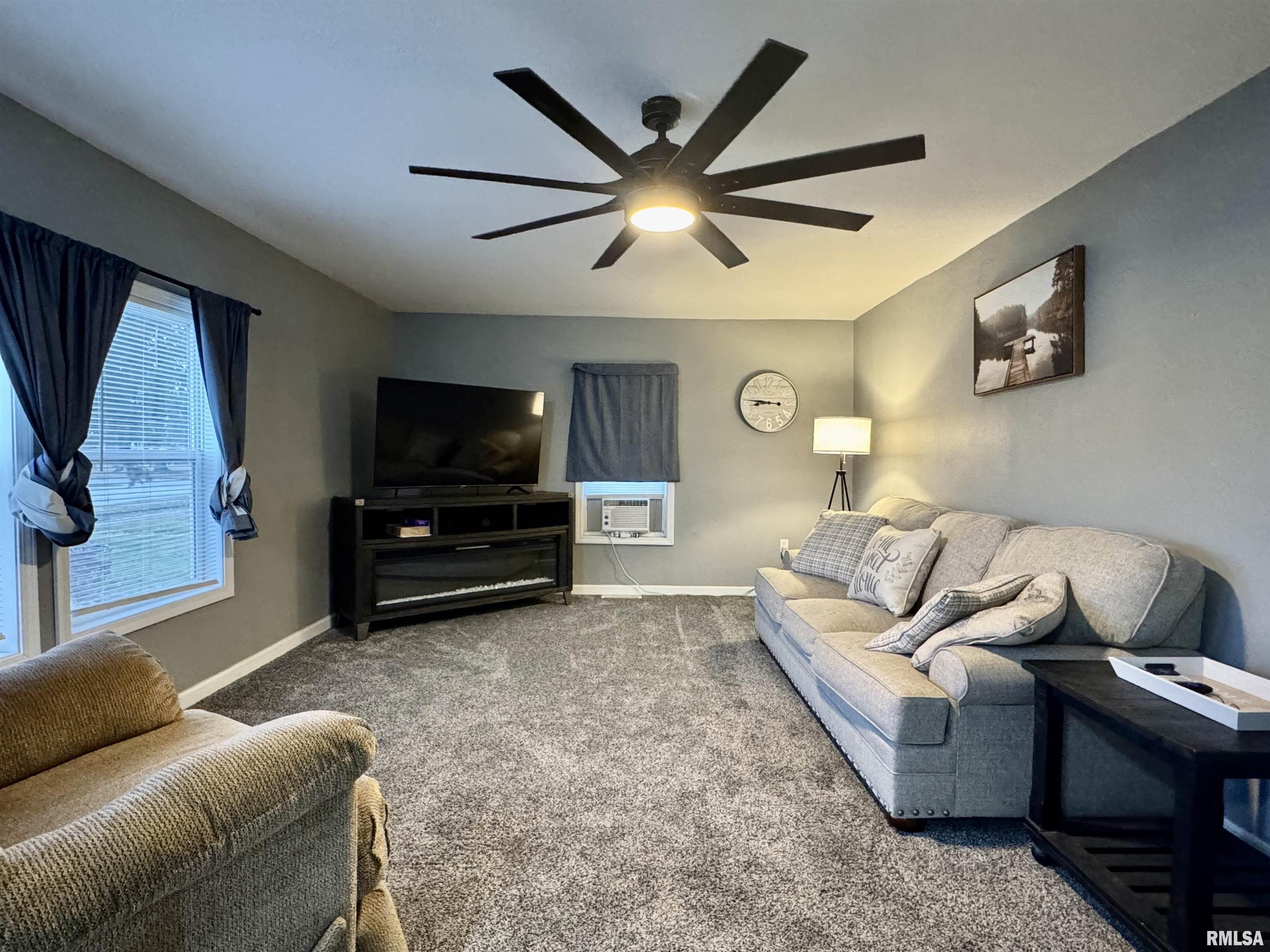 460 Cole Street Bushnell, IL 61422 - Photo 8 of 26