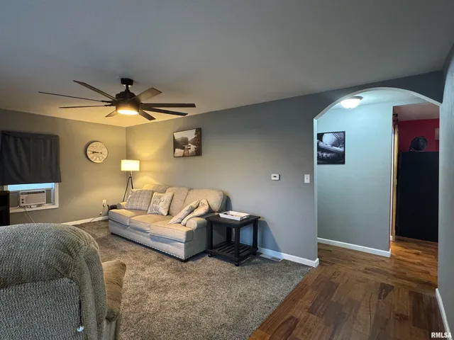 $77,000 | 460 Cole Street, Bushnell, IL 61422