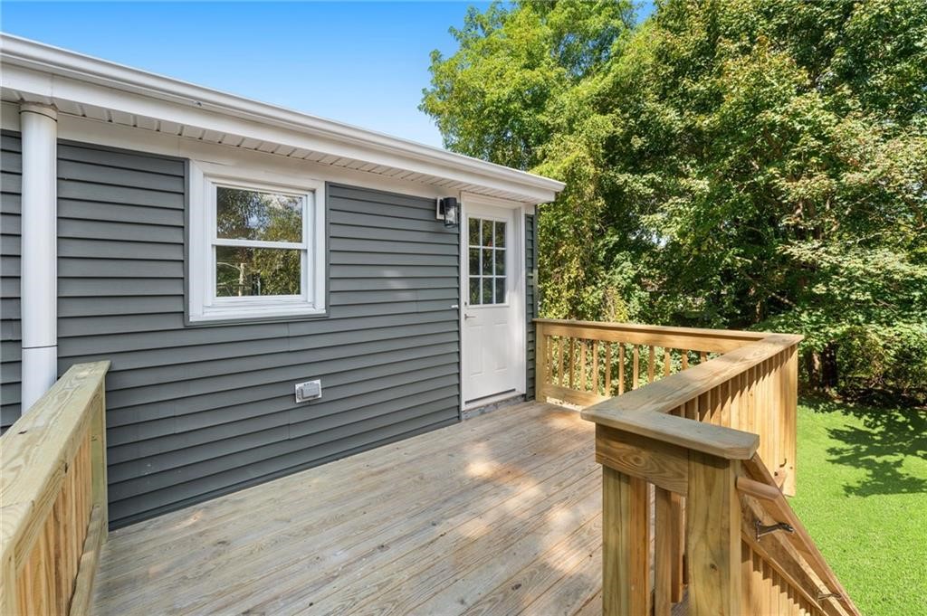 7 Laneway Court, Unit B Narragansett, RI 02882 - Photo 17 of 20