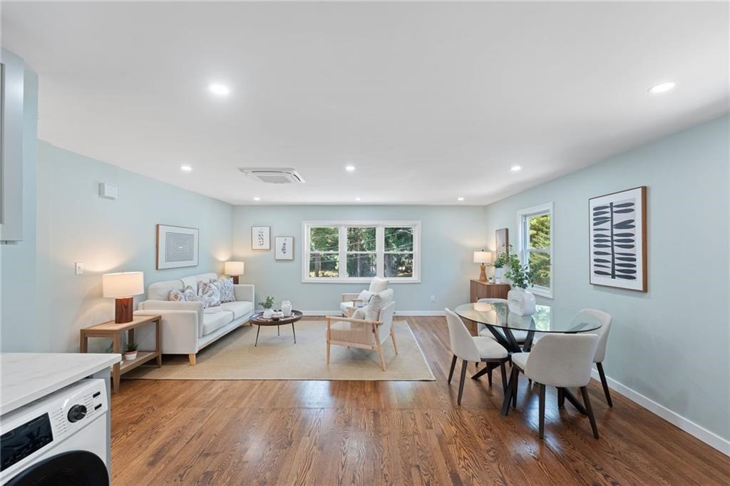 7 Laneway Court, Unit B Narragansett, RI 02882 - Photo 3 of 20