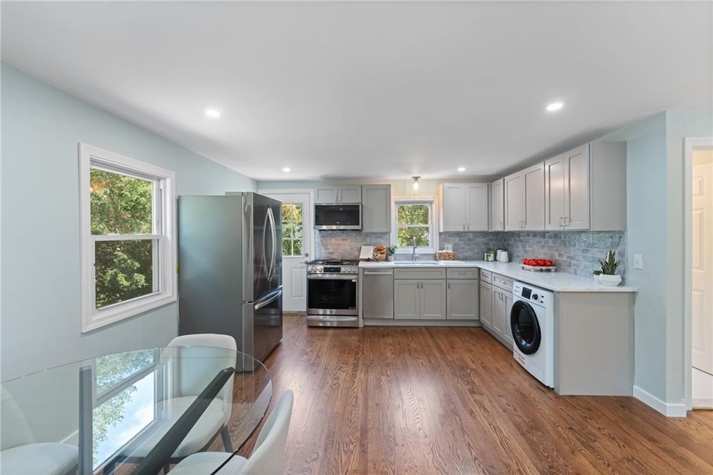 7 Laneway Court, Unit B Narragansett, RI 02882 - Photo 6 of 20