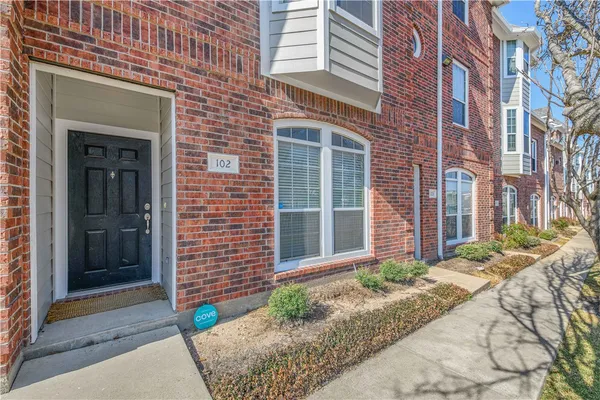 $345,000 | 305 Holleman Drive East, Unit 102, College Station, TX 77840