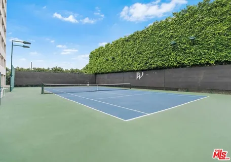 $765,000 | 1131 Alta Loma Road, Unit 207, West Hollywood, CA 90069