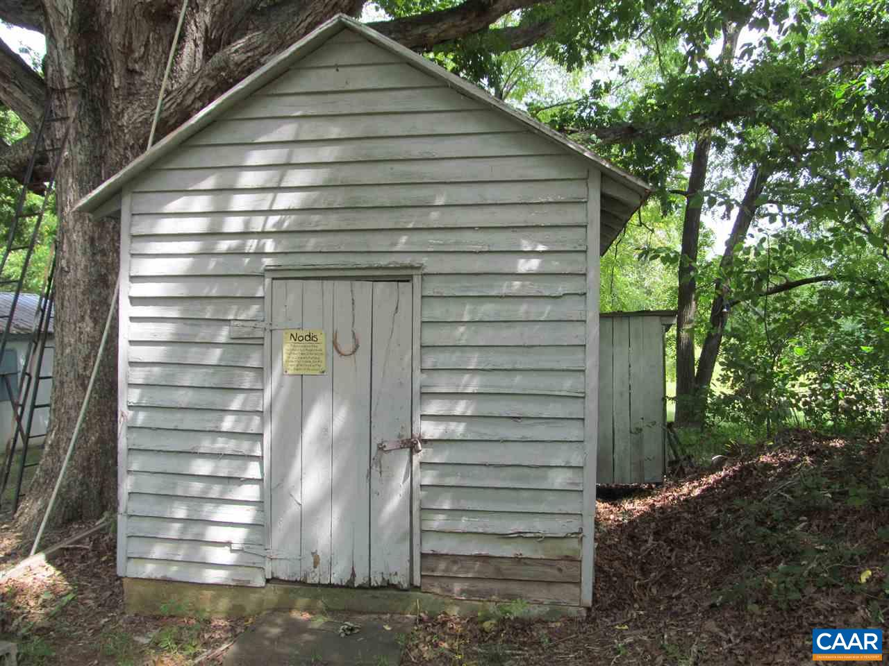 6530 Timber Road Columbia, VA 23038 - Photo 8 of 12 a view of a small yard