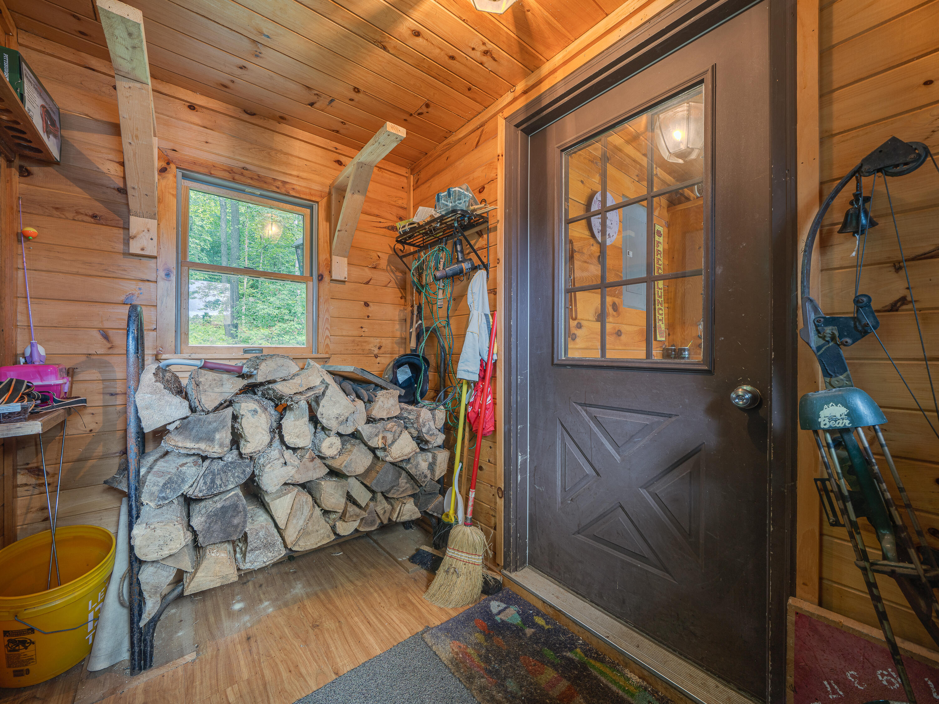 419 Woody's Road Newcomb, NY 12852 - Photo 14 of 37 Entrance - Mudroom facing kitchen door