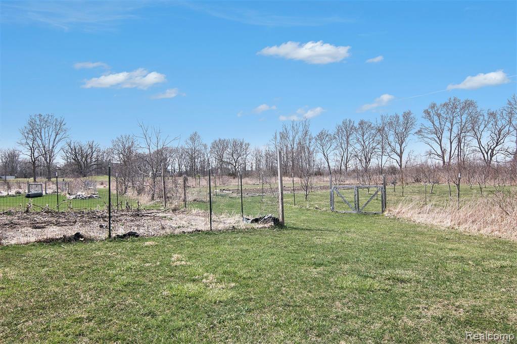 3710 Warner Road Howell, MI 48855 - Photo 30 of 31