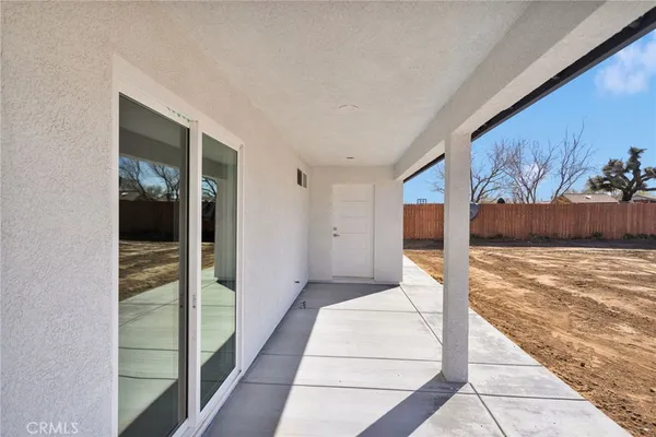 $609,000 | 10704 11th Avenue, Hesperia, CA 92345