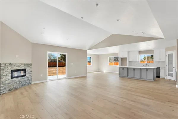 $609,000 | 10704 11th Avenue, Hesperia, CA 92345