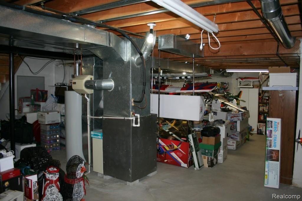 47145 Eastbourne Road Canton, MI 48188 - Photo 49 of 49 2014-05-12 15.07