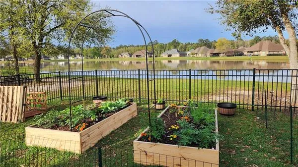 $439,500 | 266 Saw Grass Loop, Covington, LA 70435