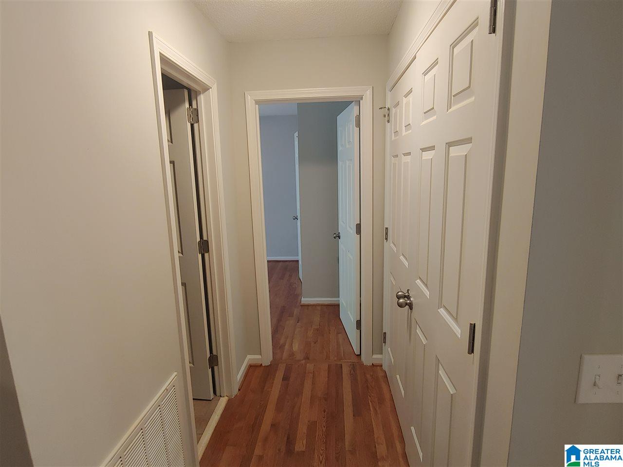 1109 Independence Drive Alabaster, AL 35007 - Photo 13 of 34