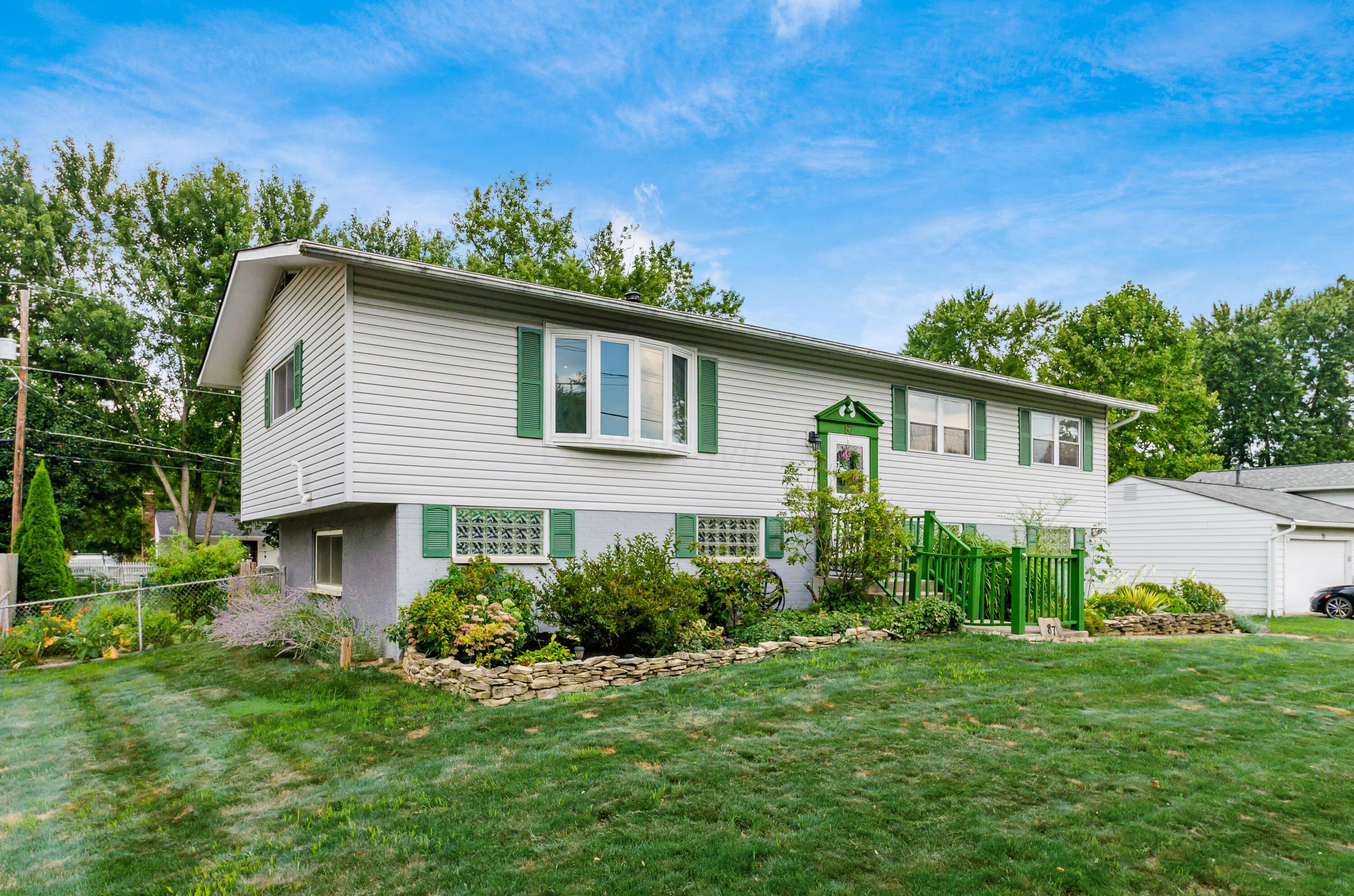 87 North Spring Road Westerville, OH 43081 - Photo 2 of 34 K_87_N_Spring_St062