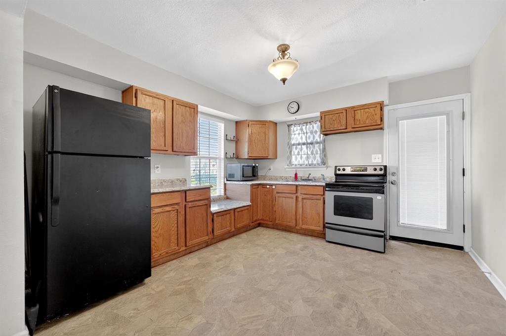 106 East Belt Line Road Wilmer, TX 75172 - Photo 21 of 27