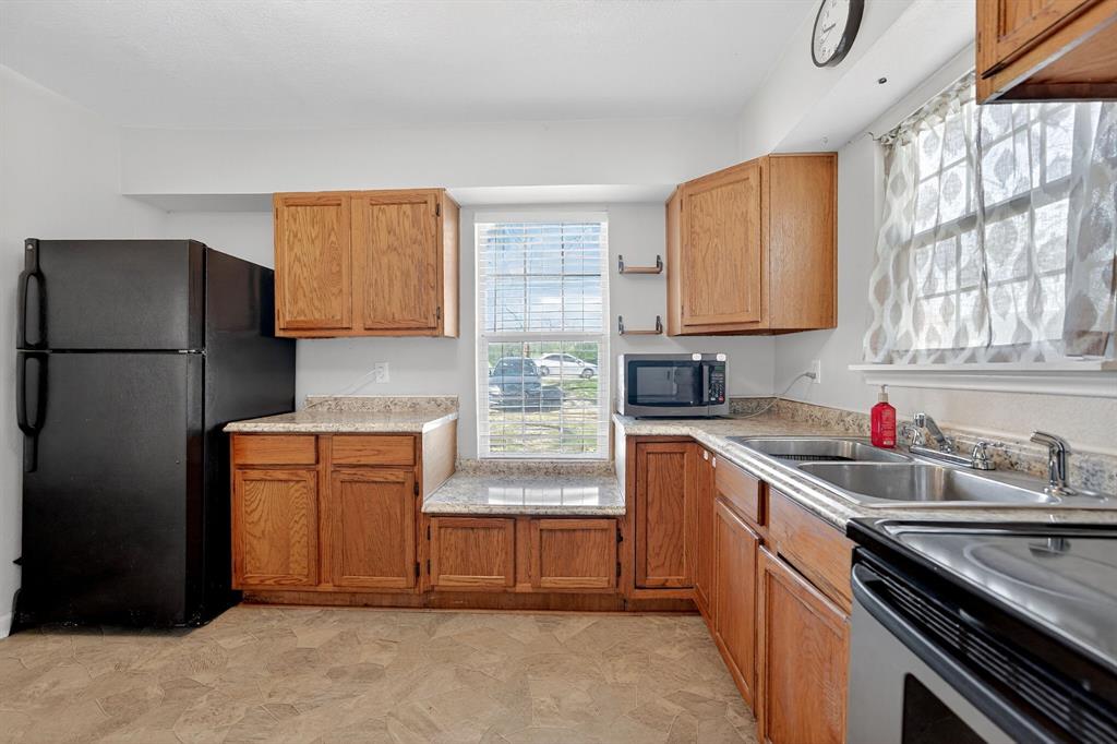 106 East Belt Line Road Wilmer, TX 75172 - Photo 10 of 27