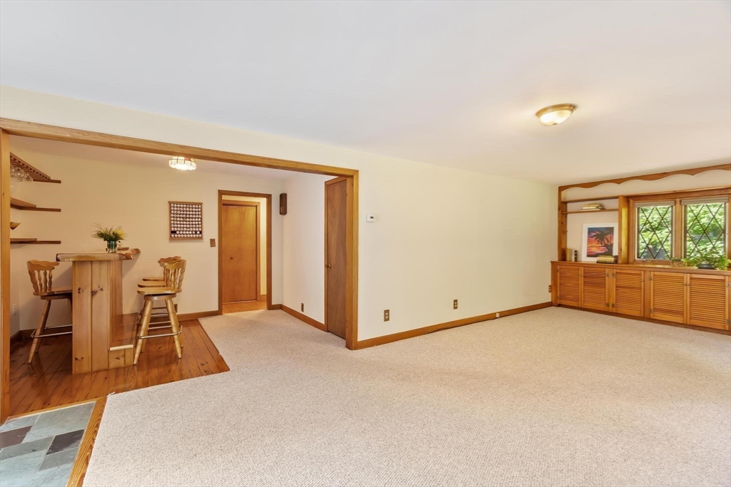 15 Alderbrook Road Andover, MA 01810 - Photo 15 of 34
