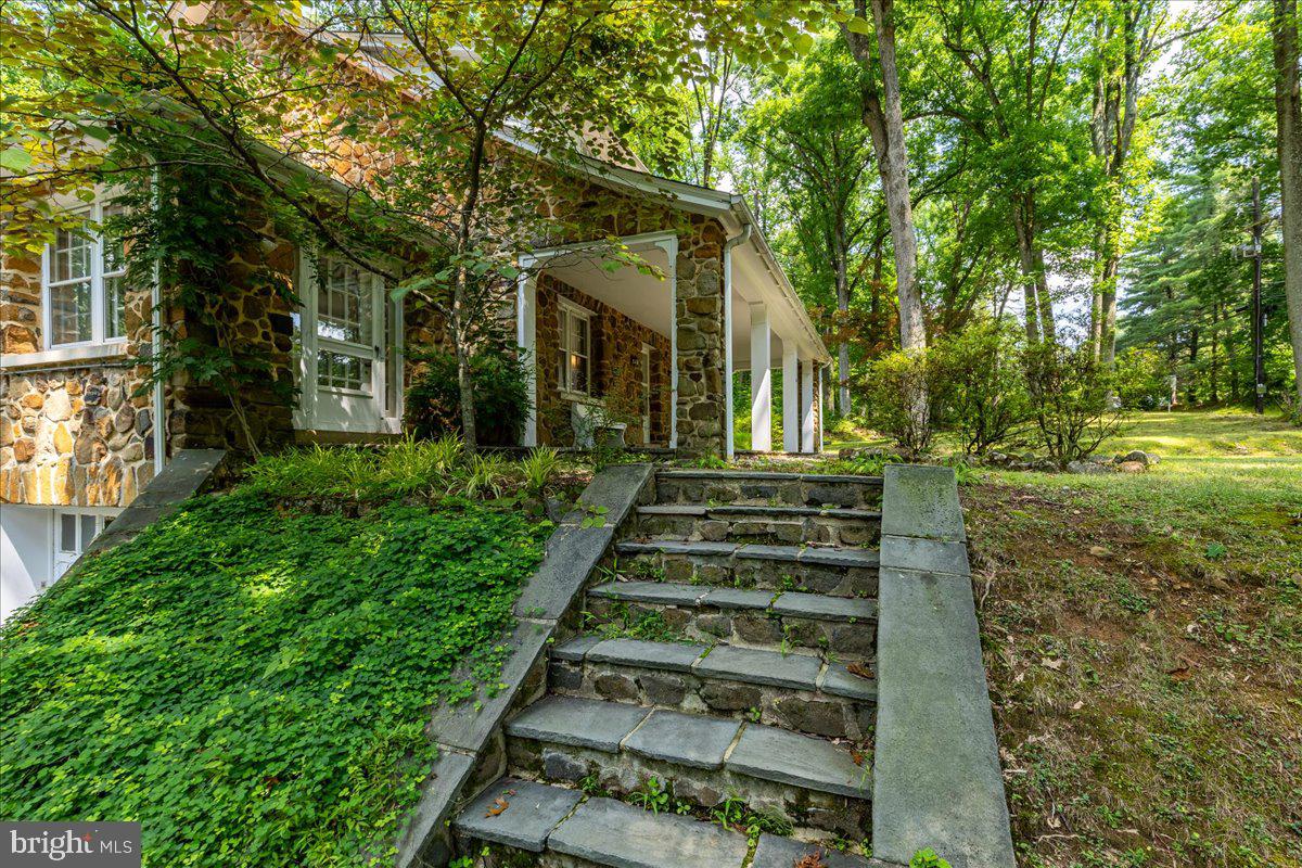 288 Cherry Hill Road Princeton, NJ 08540 - Photo 4 of 31