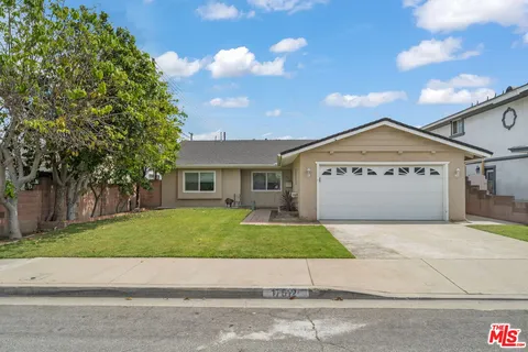 $998,000 | Undisclosed Address, Bellflower, CA 90706