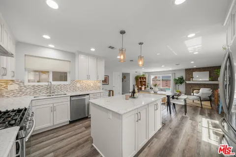 $998,000 | Undisclosed Address, Bellflower, CA 90706