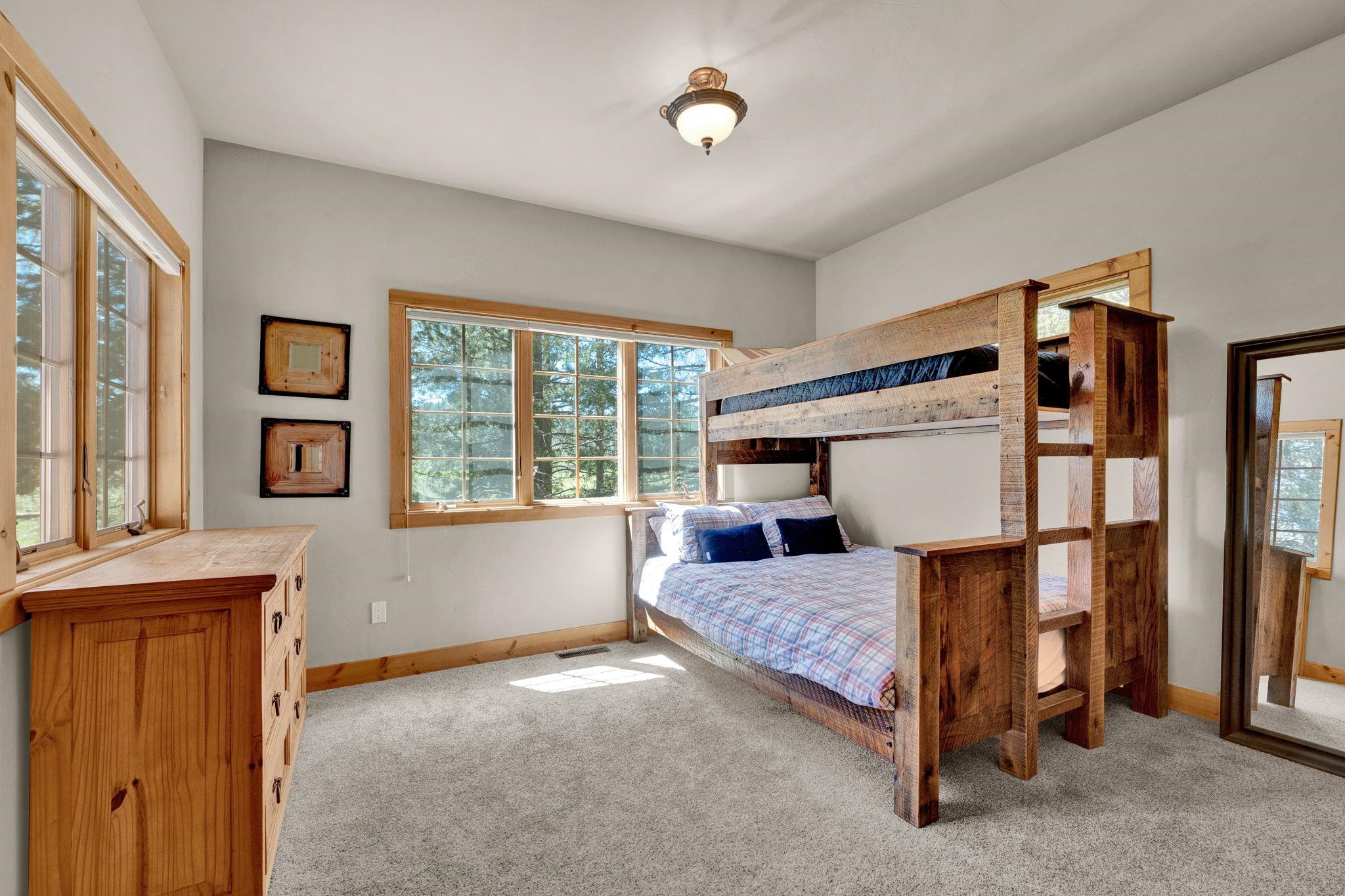 11326 Bennett Flat Road Truckee, CA 96161 - Photo 15 of 21