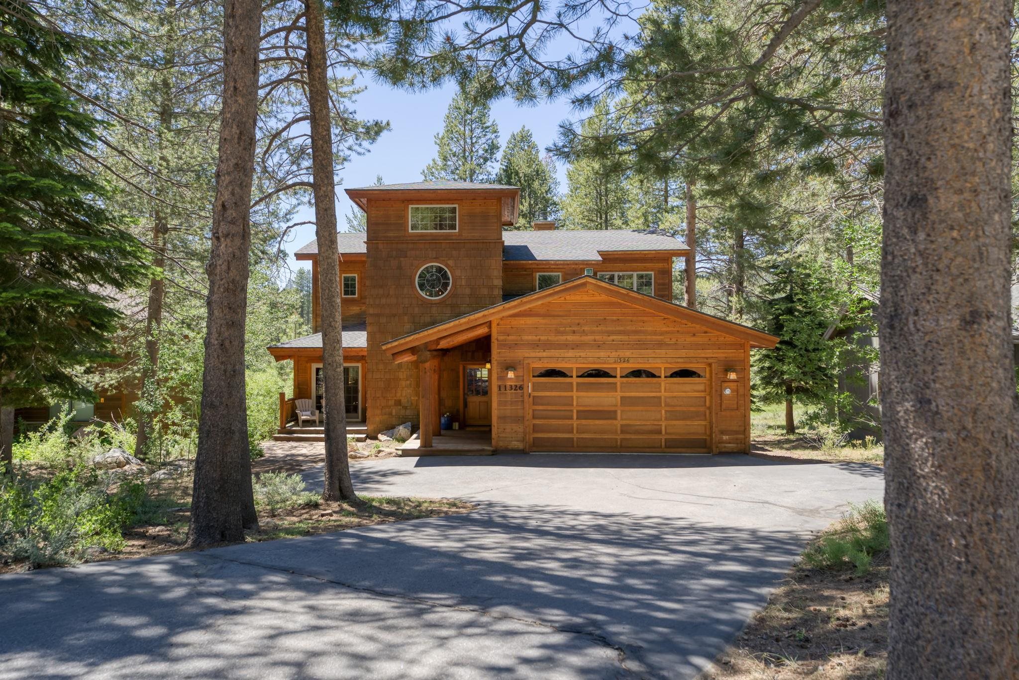 11326 Bennett Flat Road Truckee, CA 96161 - Photo 3 of 21