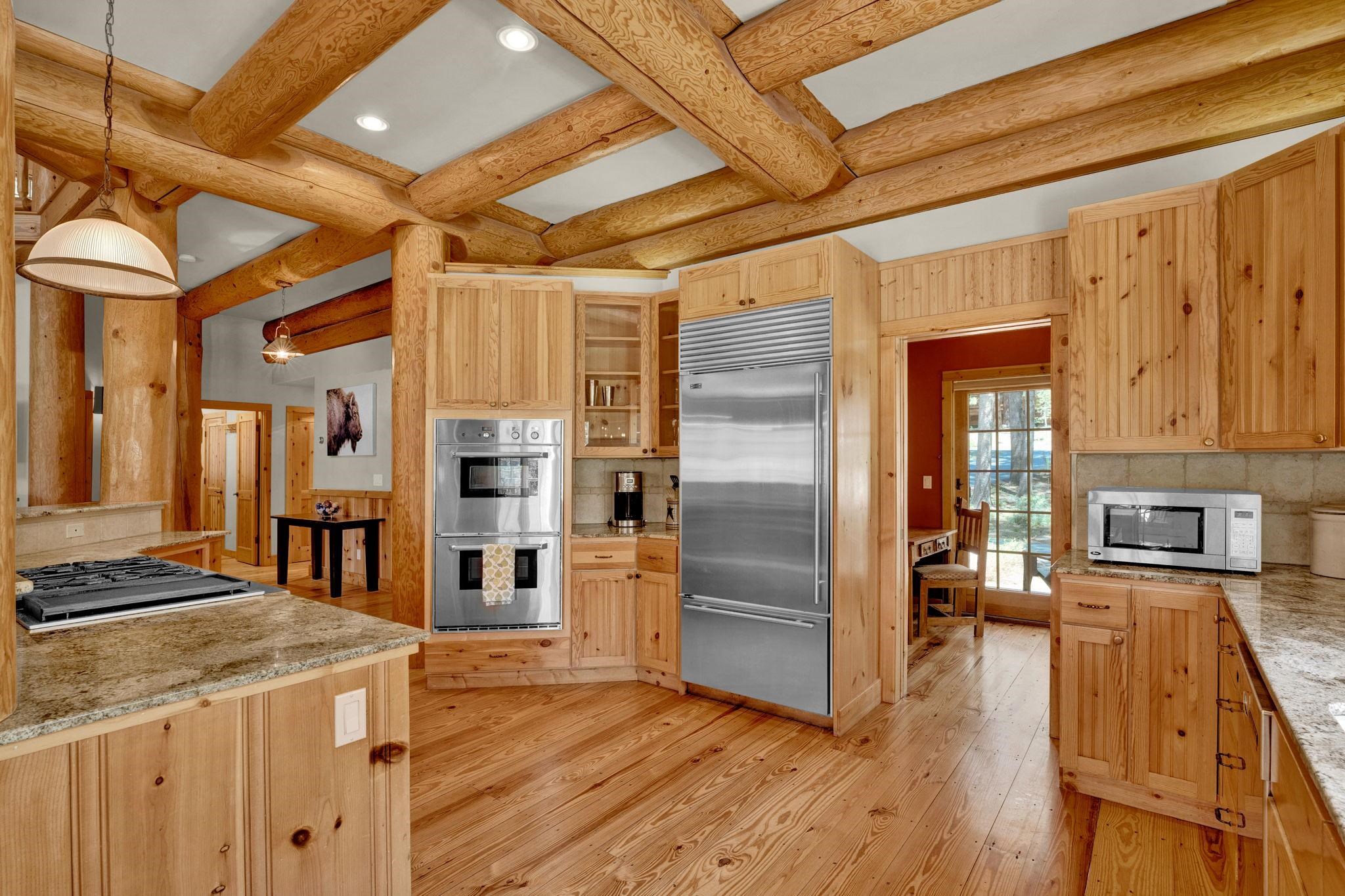 11326 Bennett Flat Road Truckee, CA 96161 - Photo 7 of 21