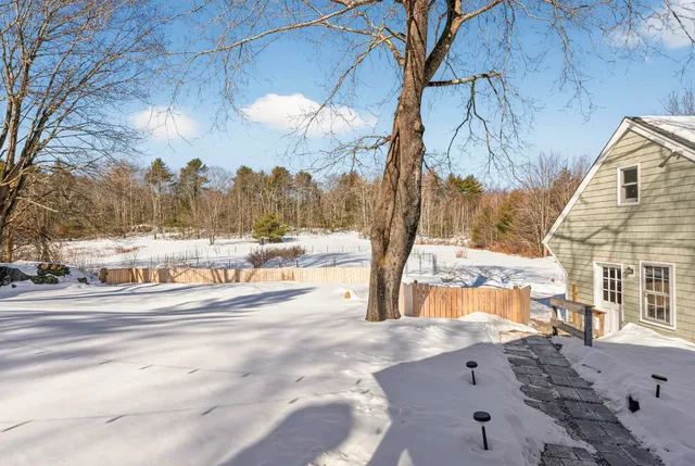 $615,000 | 230 Beachwood Avenue, Kennebunkport, ME 04046