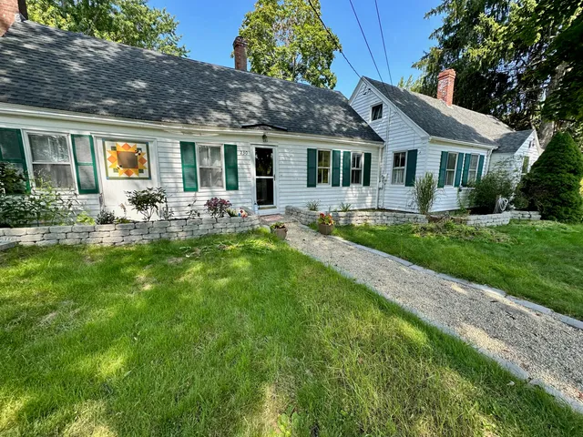 $615,000 | 230 Beachwood Avenue, Kennebunkport, ME 04046