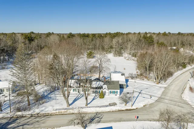 $615,000 | 230 Beachwood Avenue, Kennebunkport, ME 04046