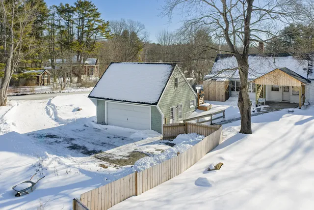 $615,000 | 230 Beachwood Avenue, Kennebunkport, ME 04046