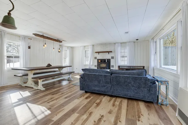 $615,000 | 230 Beachwood Avenue, Kennebunkport, ME 04046