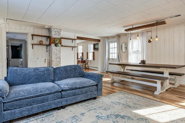 $615,000 | 230 Beachwood Avenue, Kennebunkport, ME 04046