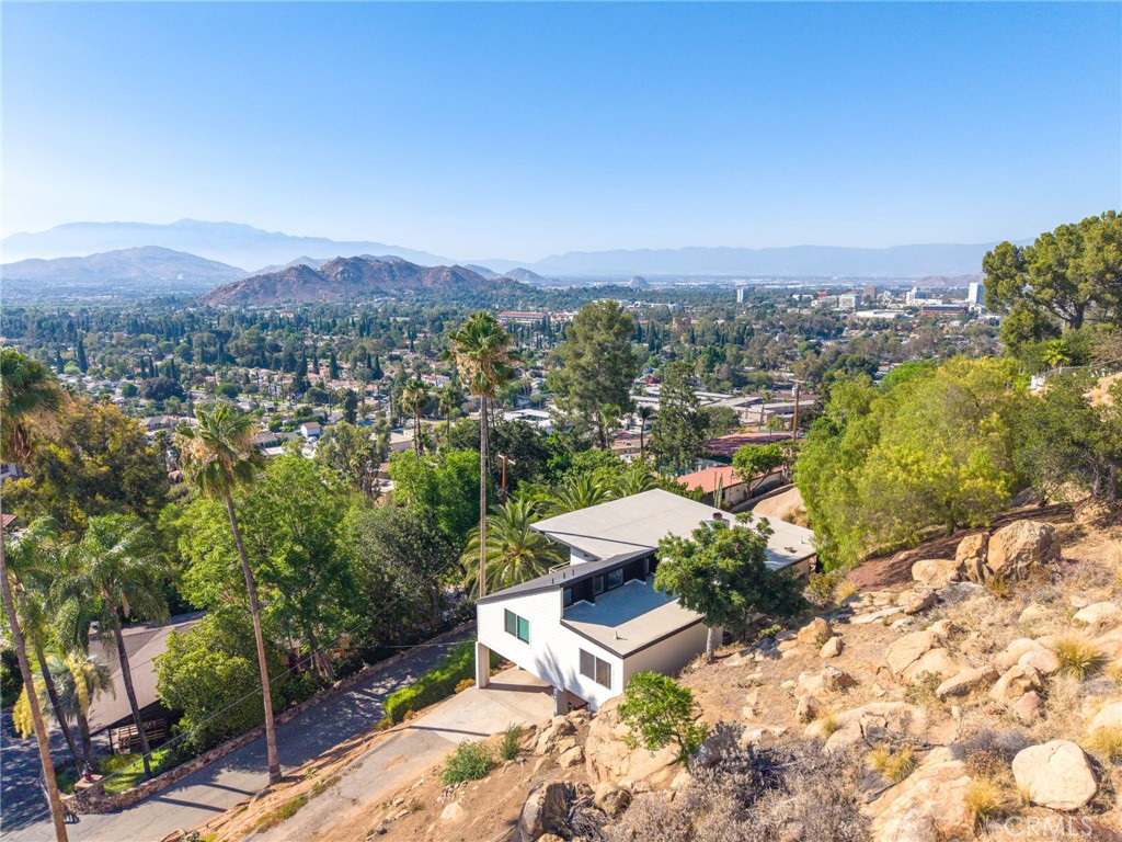 3170 Pachappa Drive Riverside, CA 92506 - Photo 5 of 68